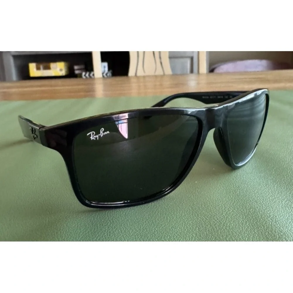 RAY-BAN Sunglasses Black Square Frame RB 4234 601/71 58-16-140 3N